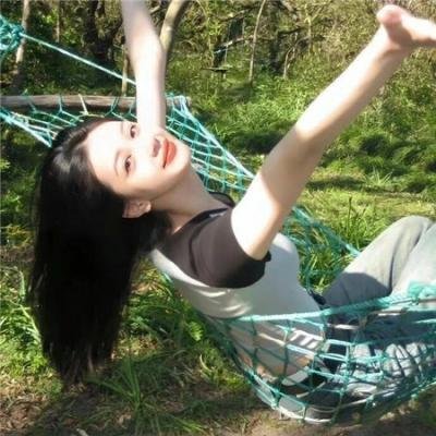 《情归延安》海报
